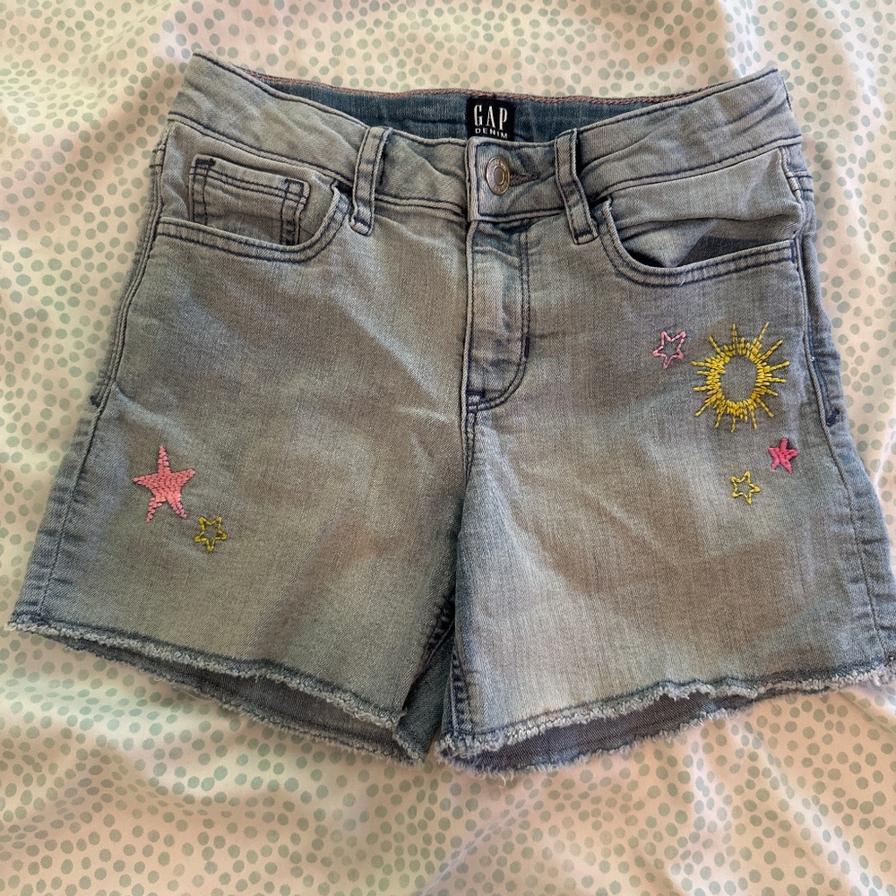 Gap Denim Stretch MIDI Short with Embroidery
